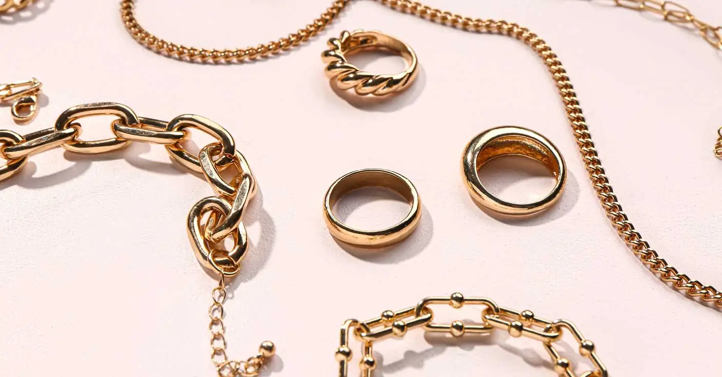 Schmuckst&uuml;cke aus Gold