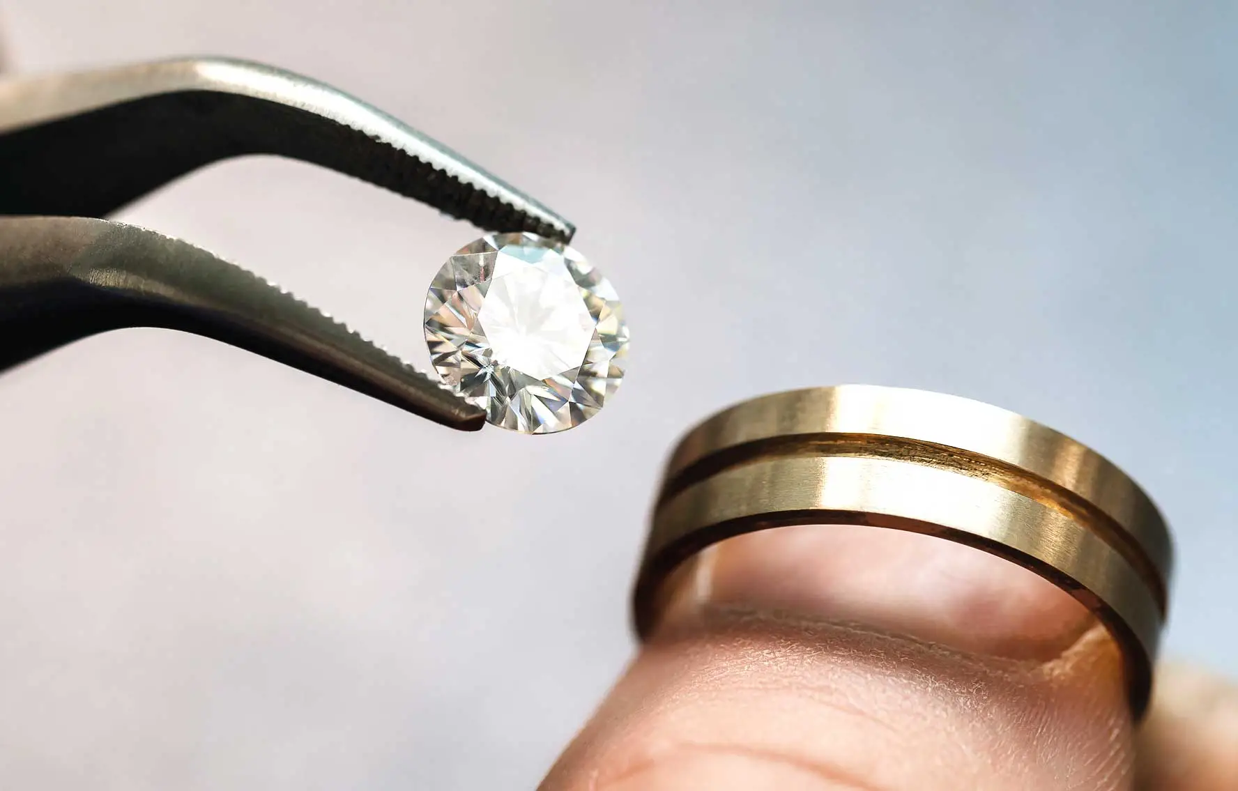 So verwirklichen wir Ihr individuelles Schmuckstück